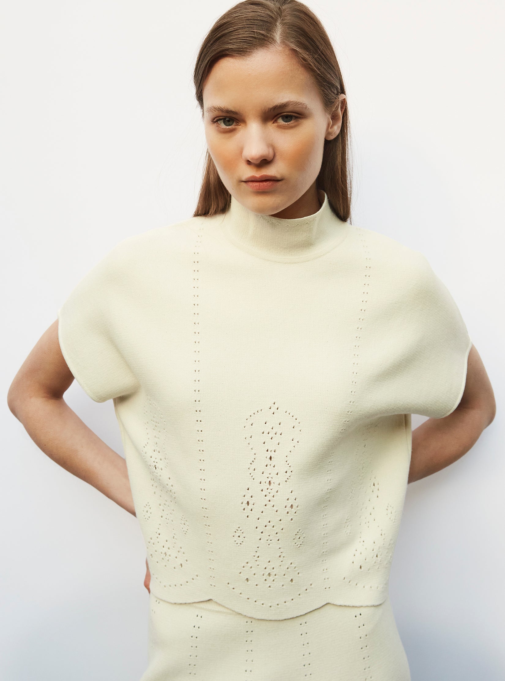 Top maille broderie anglaise Naturel - Vêtement en maille de luxe Molli 