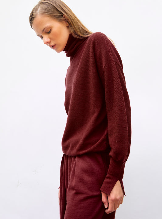 oversized slim top with stand-up collar