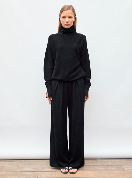 oversized slim top with stand-up collar