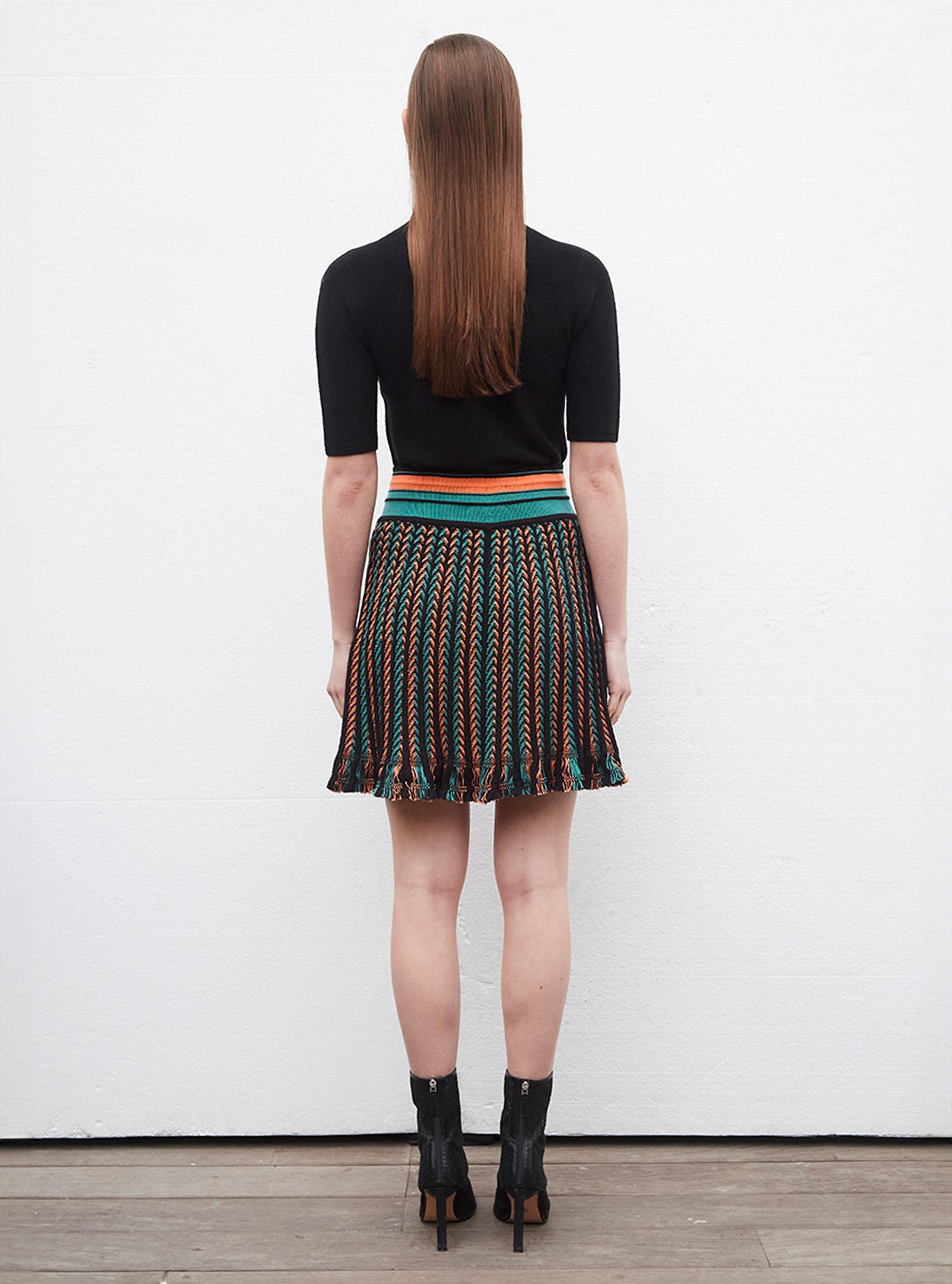 Short black skirt outlet knit