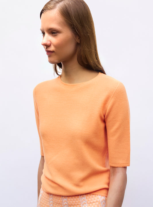 molli fine top with elbow-length sleeves